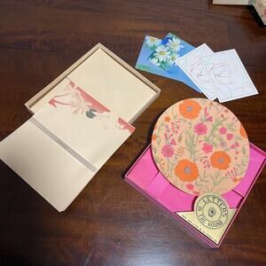Vintage Set Of Writing Paper & Envelopes Hallmark and Letters in the Round